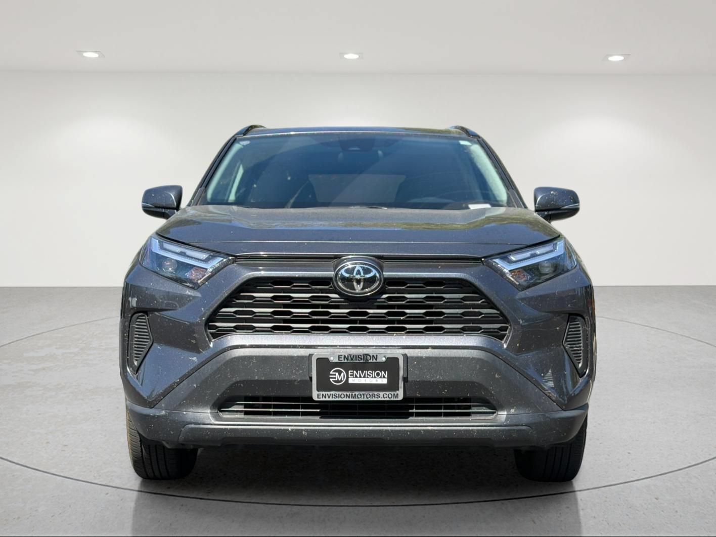 Used 2022 Toyota RAV4 XLE w/ Convenience Package FWD image 7