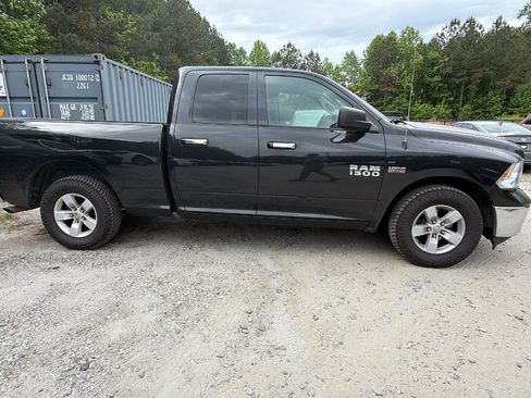 Used 2016 RAM 1500 Classic SLT RWD image 7