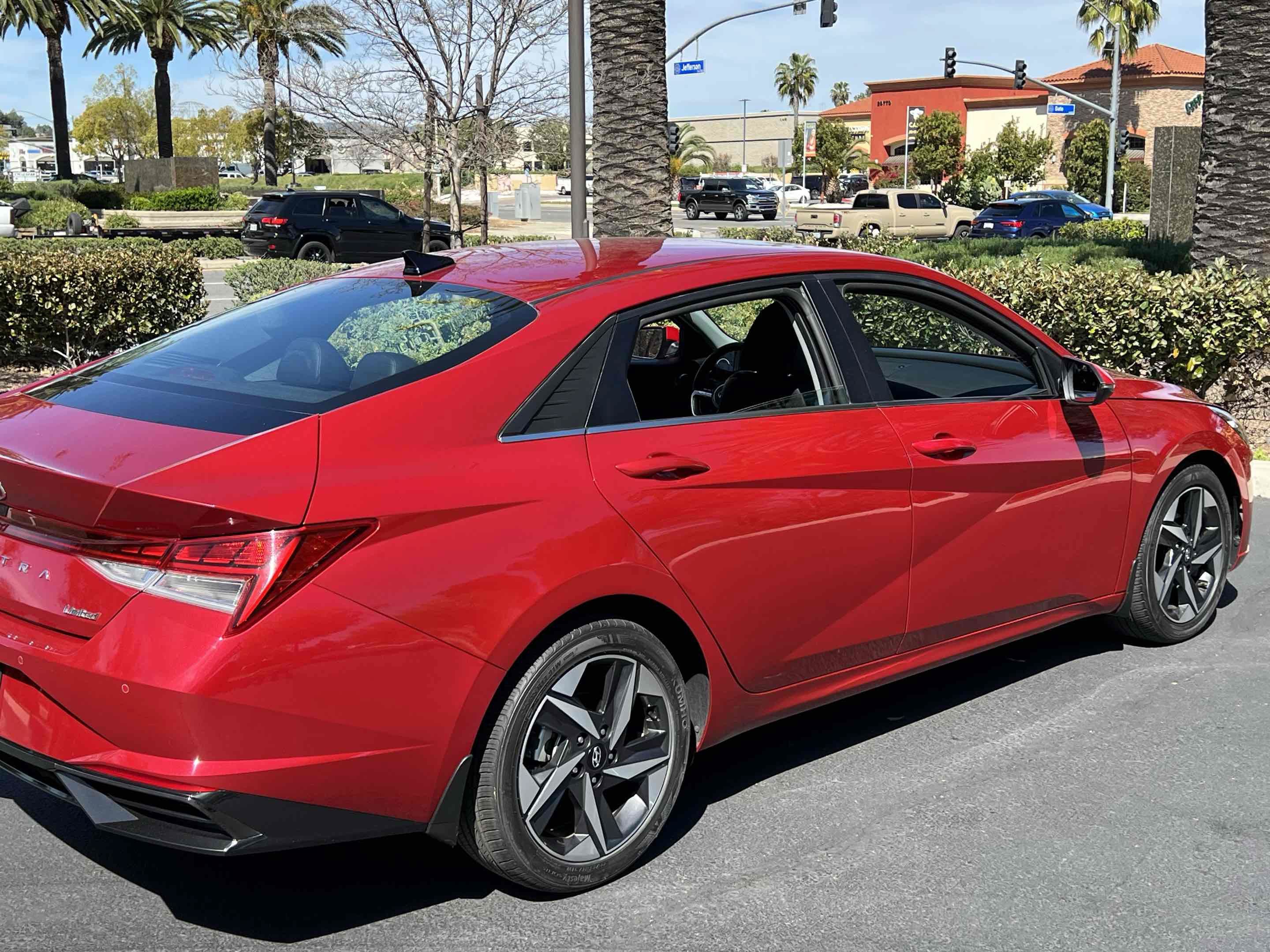 Used 2023 Hyundai Elantra Limited FWD image 66