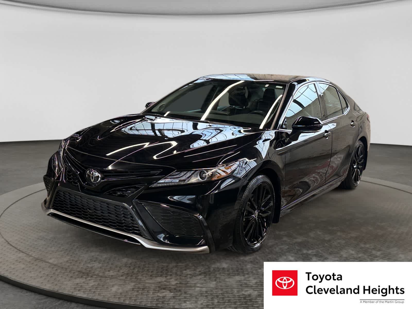 Used 2024 Toyota Camry XSE w/ Navigation Package FWD image 1