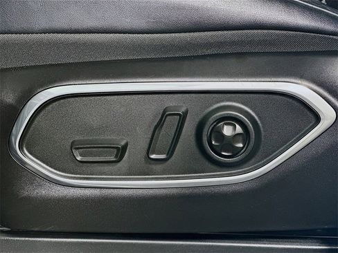 Used 2024 Jeep Wagoneer L Series II w/ Flexible Seating Group image 22