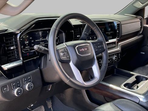 Used 2024 GMC Sierra 3500 SLT w/ SLT Premium Package AWD/4WD image 15