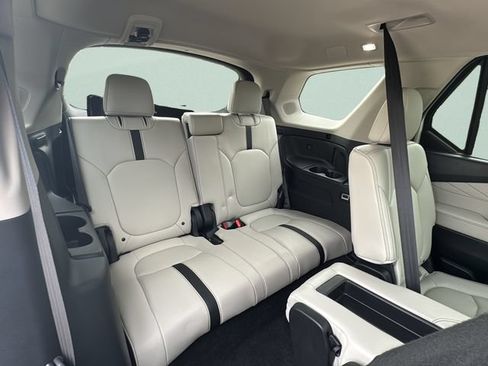 Certified 2026 Honda Pilot Touring image 16