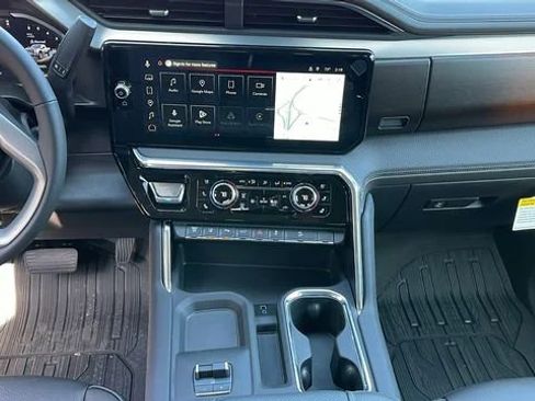 New 2026 GMC Sierra 2500 Denali AWD/4WD image 31