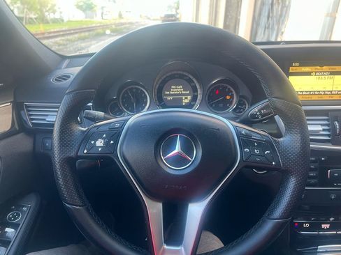 Used 2011 Mercedes-Benz E 350 Sedan image 23