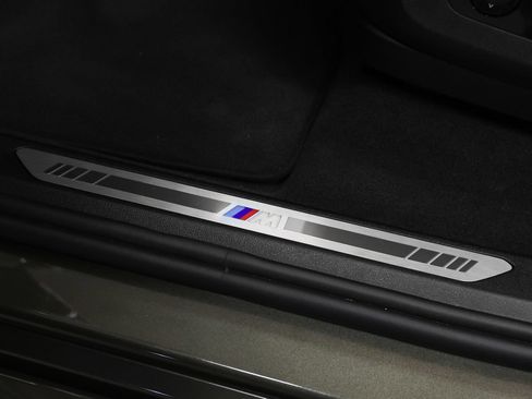 Used 2026 BMW X5 xDrive50e w/ M Sport Package AWD/4WD image 37