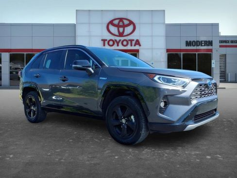 Used 2021 Toyota RAV4 XSE w/ XSE Grade Weather Package AWD/4WD image 8