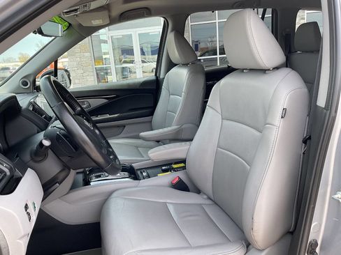 Used 2019 Honda Pilot Touring image 15