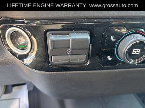 Used 2023 Chevrolet Silverado 1500 RST AWD/4WD image 19