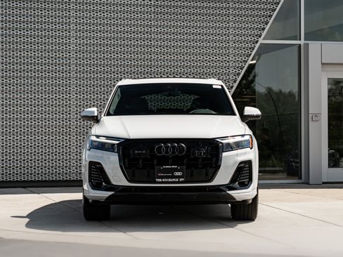 Certified 2025 Audi Q7 3.0T Premium Plus w/ Premium Plus Package AWD/4WD image 36