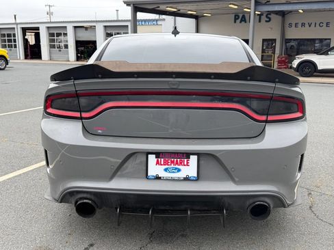 Used 2018 Dodge Charger R/T Scat Pack w/ Dynamics Package RWD image 4