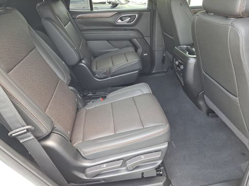 Used 2024 Chevrolet Tahoe High Country AWD/4WD image 14