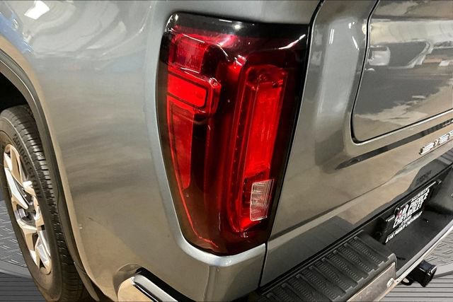 Used 2023 GMC Sierra 1500 SLT w/ SLT Premium Plus Package AWD/4WD image 23