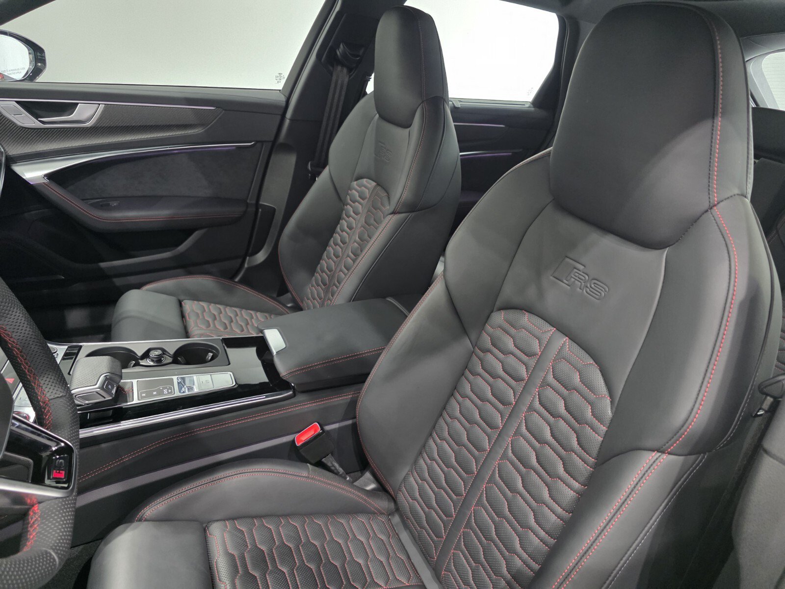 Used 2024 Audi RS 6 performance AWD/4WD image 8