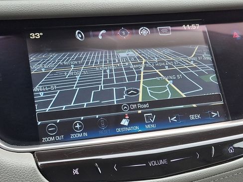 Used 2017 Cadillac XT5 Luxury w/ Driver Awareness Package image 17