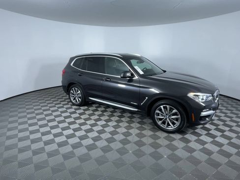 Used 2018 BMW X3 xDrive30i image 2