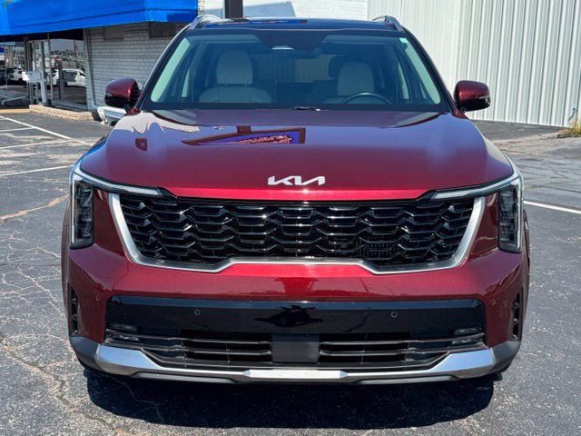 Used 2025 Kia Sorento EX w/ Panoramic Sunroof Package FWD image 2