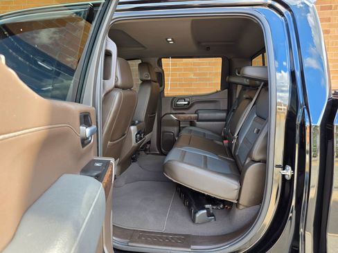 Used 2019 GMC Sierra 1500 Denali w/ Denali Ultimate Package AWD/4WD image 15