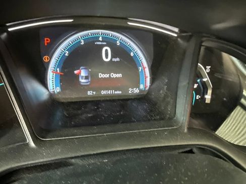 Used 2020 Honda Civic LX image 2