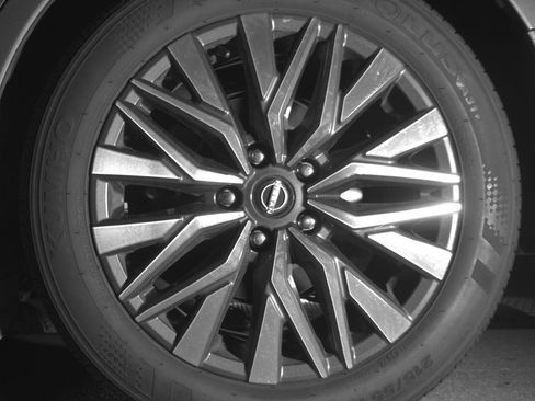 Used 2025 Nissan Altima 2.5 SV image 14