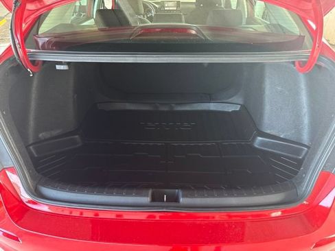 Used 2022 Honda Civic LX image 4