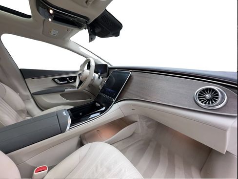 Used 2023 Mercedes-Benz EQS 450+ Sedan image 31
