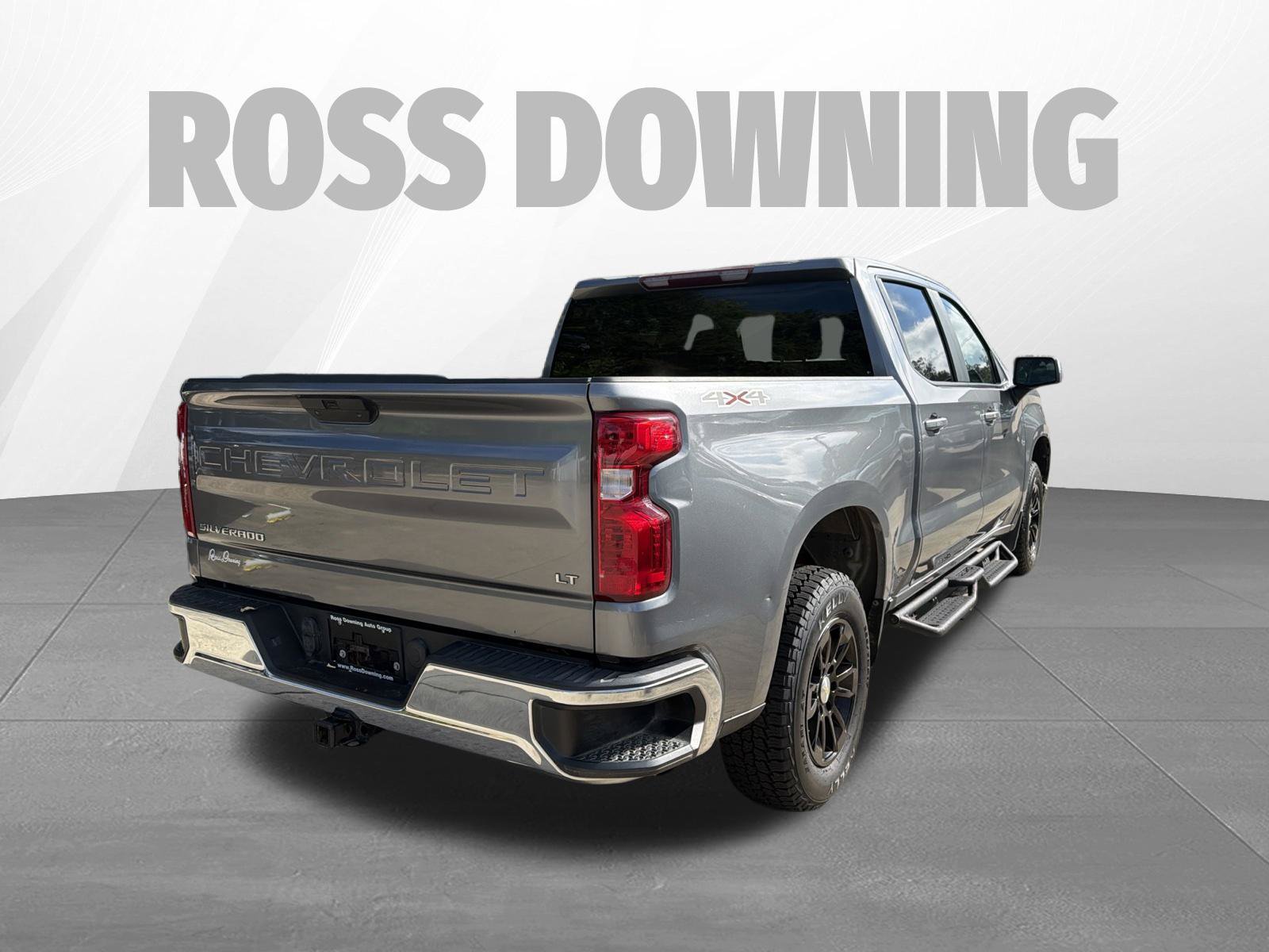 Used 2021 Chevrolet Silverado 1500 LT AWD/4WD image 4