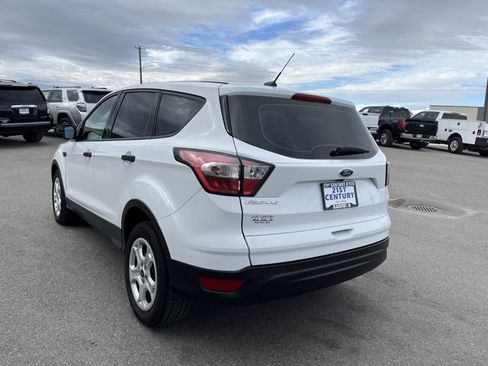 Used 2018 Ford Escape S image 8