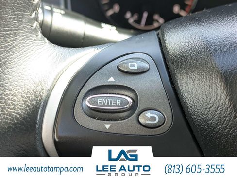 Used 2019 Nissan Pathfinder SV AWD/4WD image 24