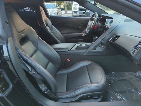 Used 2019 Chevrolet Corvette Stingray Coupe RWD image 25