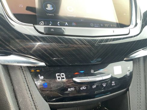 Used 2024 Cadillac XT6 Premium Luxury w/ LPO, Floor Liner Package AWD/4WD image 14