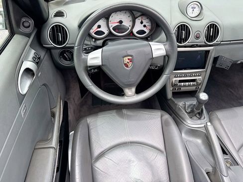 Used 2005 Porsche Boxster S image 27