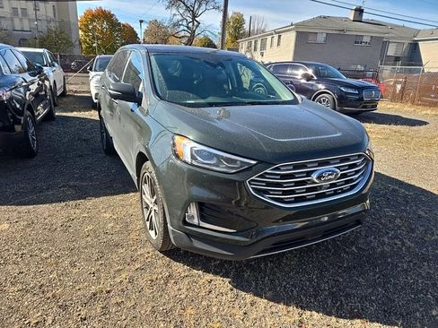 Used 2022 Ford Edge Titanium w/ Equipment Group 301A image 2