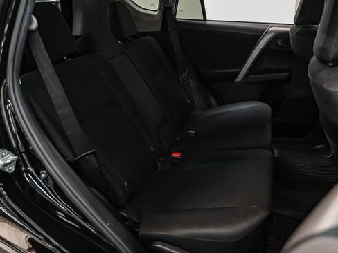 Used 2018 Toyota RAV4 LE w/ All Weather Liner Package AWD/4WD image 34