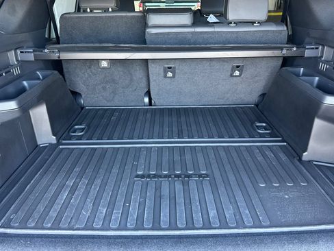 Used 2025 Toyota 4Runner 4WD image 15