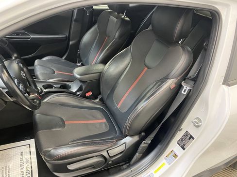 Used 2019 Hyundai Veloster Turbo image 29