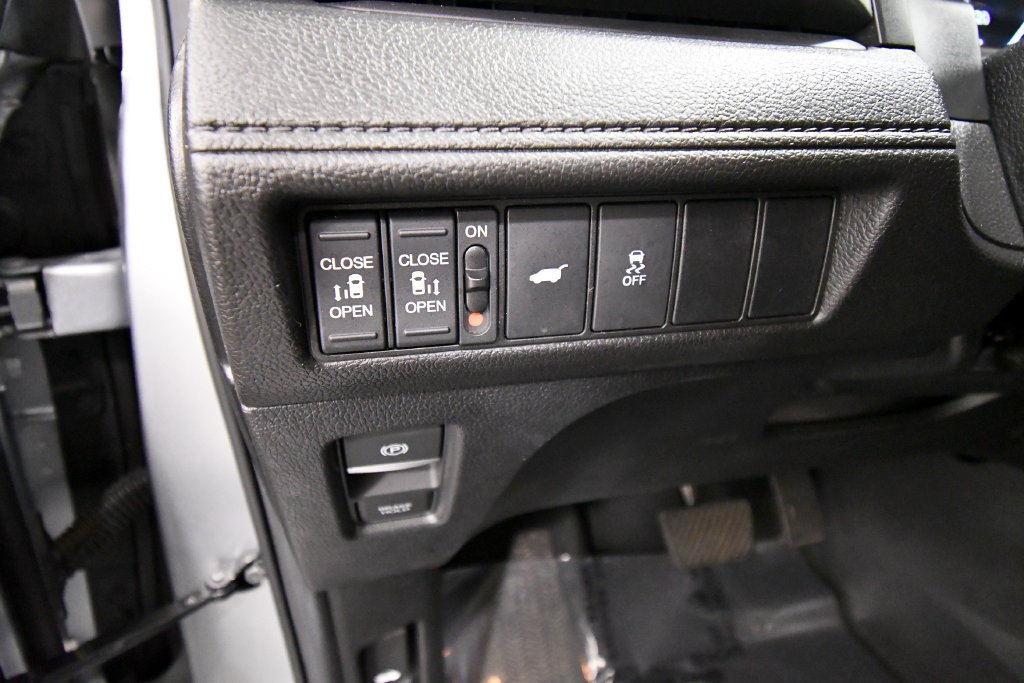Certified 2025 Honda Odyssey Sport image 20