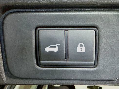 Certified 2024 Nissan Rogue SV AWD/4WD image 28