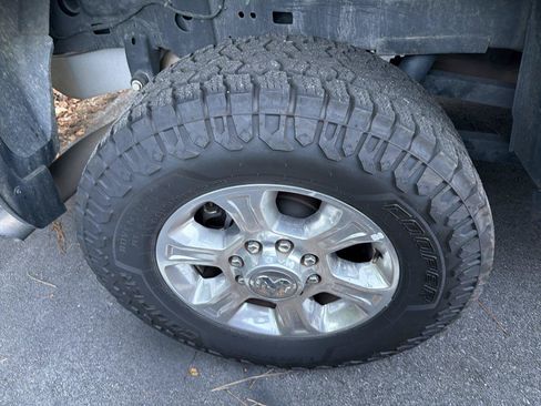 Used 2024 RAM 2500 Big Horn AWD/4WD image 8