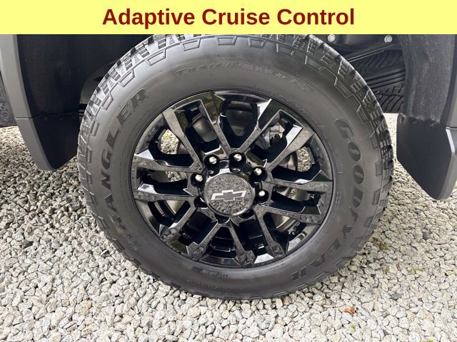 Used 2025 Chevrolet Silverado 2500 High Country w/ High Country Premium Package AWD/4WD image 9