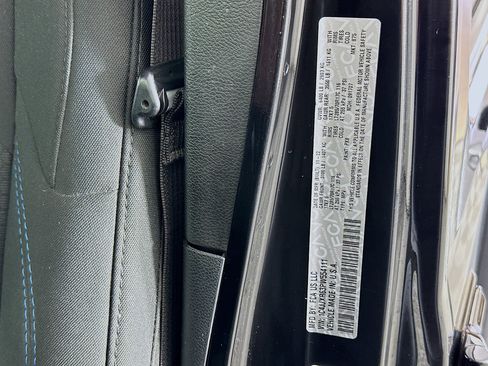 Used 2023 Jeep Wrangler Rubicon w/ Cold Weather Group image 12