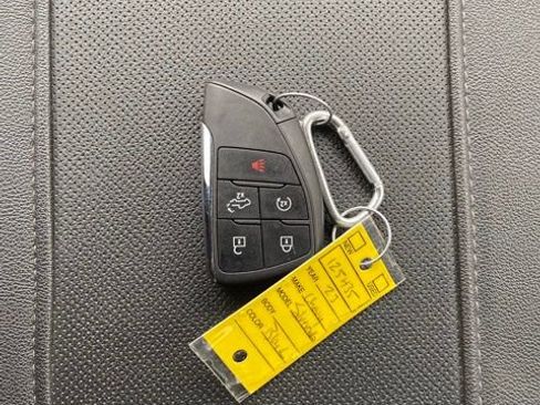 Used 2024 Chevrolet Silverado 2500 LTZ w/ LTZ Convenience Package image 29