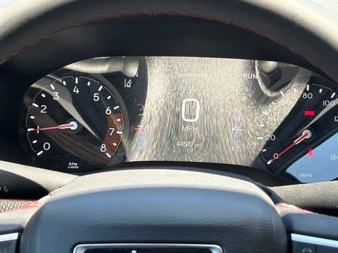 Used 2025 Jeep Compass Trailhawk AWD/4WD image 19