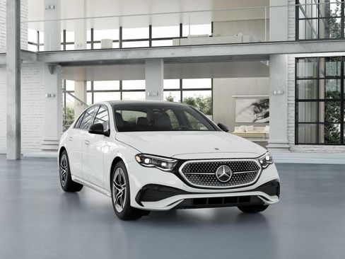 New 2026 Mercedes-Benz E 450 4MATIC Sedan image 9