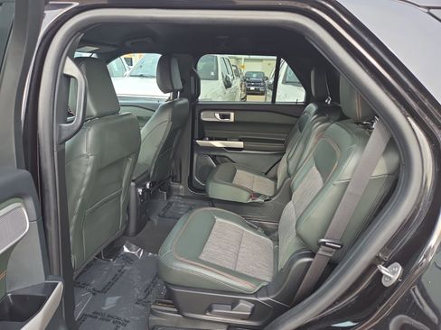 Used 2023 Ford Explorer Timberline w/ Timberline Technology Package AWD/4WD image 15