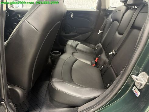Used 2017 MINI Cooper 4-Door Hardtop image 9