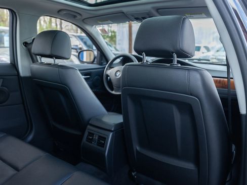 Used 2011 BMW 328i xDrive Sedan image 26