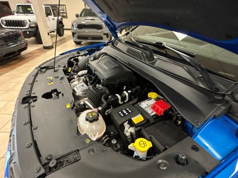 Used 2024 Jeep Compass Trailhawk w/ Trailhawk Elite Group AWD/4WD image 49
