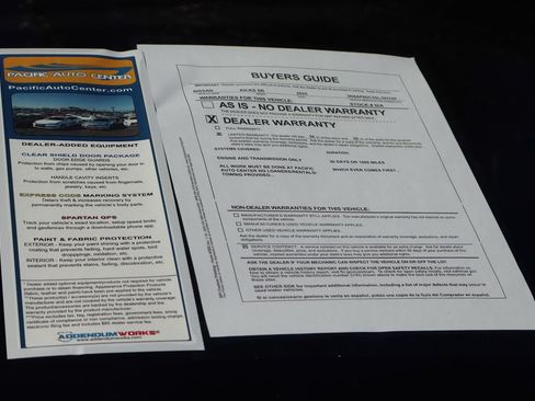 Used 2025 Nissan Kicks SR w/ SR Premium Package FWD image 58