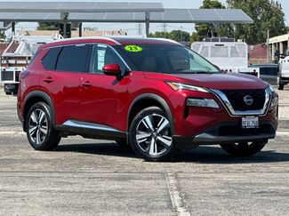 Used 2023 Nissan Rogue SL w/ SL Premium Package FWD video 1